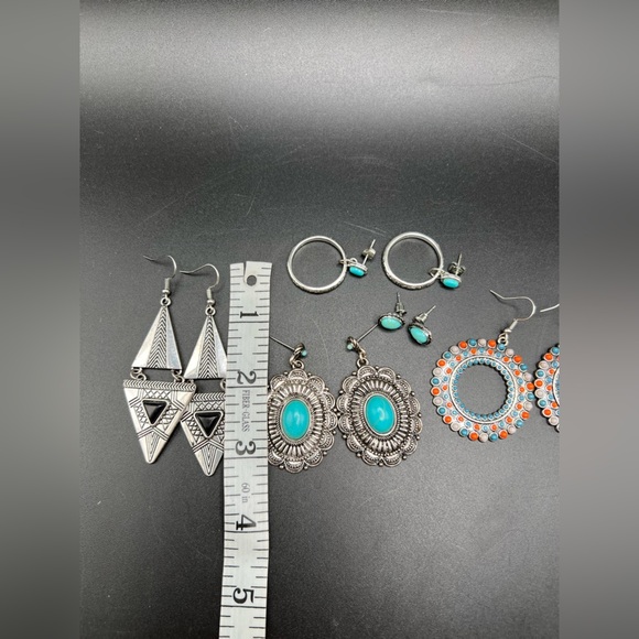 Lot 5 pairs western southwestern style earrings silver tone turquoise color - Picture 2 of 11